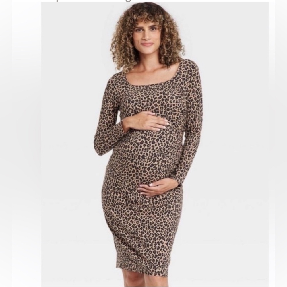 NWT Isabel by Ingrid & Isabel Animal Print Long Sleeve Ruched Maternity Dress